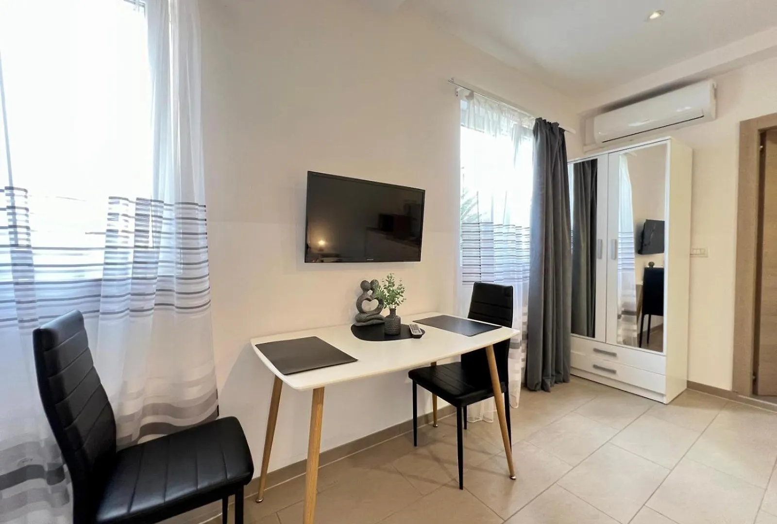 Azzurro Mare Appartement Pula Kroatië